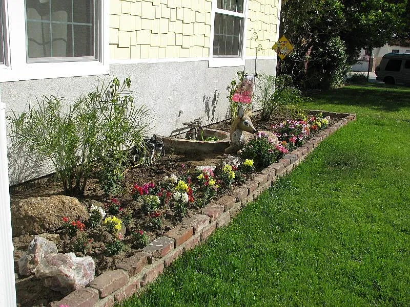 3 bed, 2.5 bath, 1750 sqft, $4,950 — Photo 3