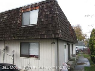 823 Laurel St APT D, Central Point, OR 97502