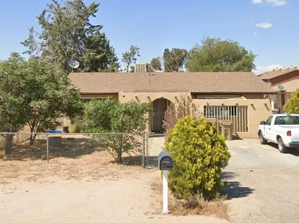 16132 Olive St, Hesperia, CA 92345