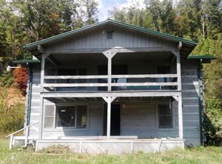 1448 Sutton Town Rd, Waynesville, NC 28785
