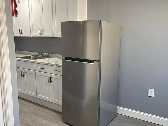 5th image of 6401 Saybrook Ave #11341543