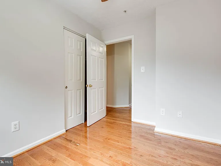 8125 Gray Stone Ln — Photo 29