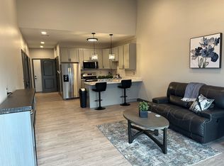 574 Clinic Rd #A, Hannibal, MO 63401