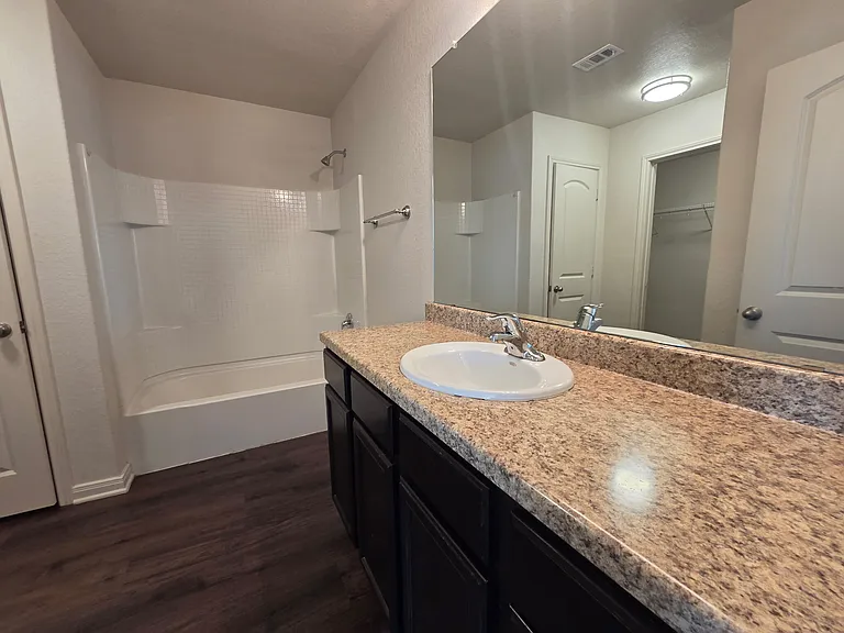 6731 Rosenthal Pass — Photo 18