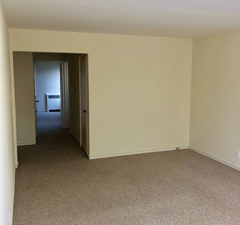 1st image of 25 Edward St APT 9