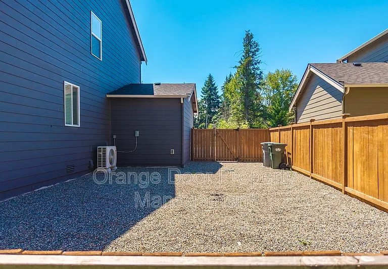 5611 151st Street Ct E — Photo 42