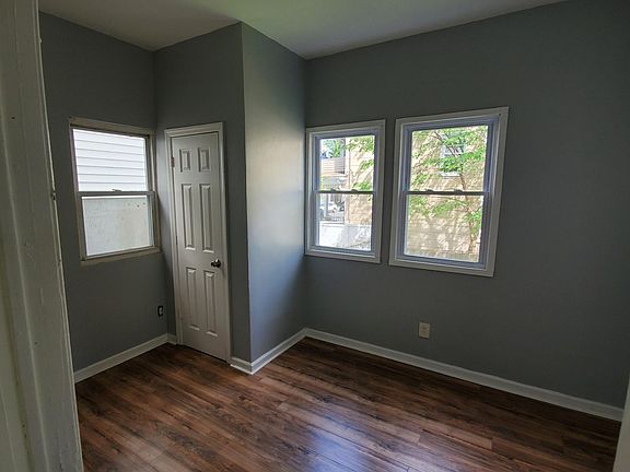 3rd image of 559 Summer Ave #1