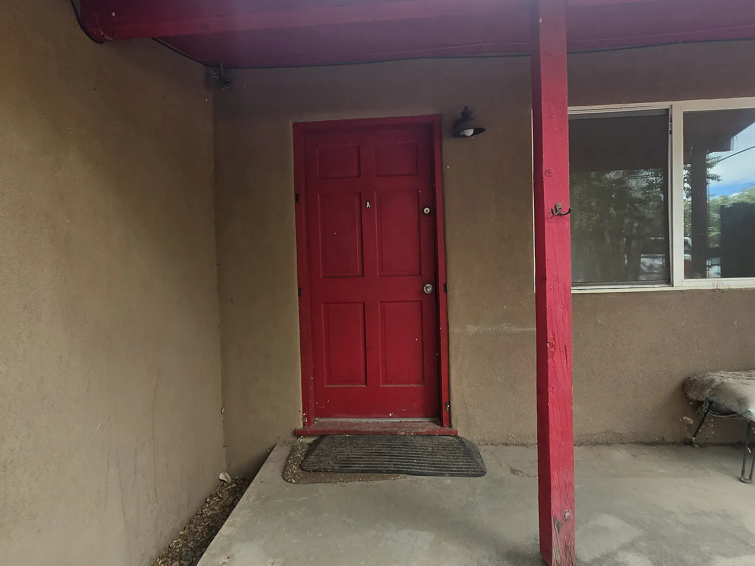 2 bed, 950 sqft, $1,600 — Photo 2