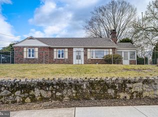 976 Cherry St, Phoenixville, PA 19460