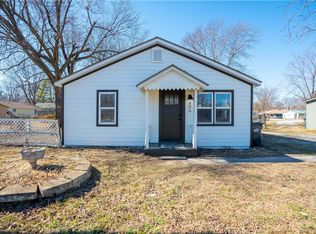 806 Powell St, Springdale, AR 72764