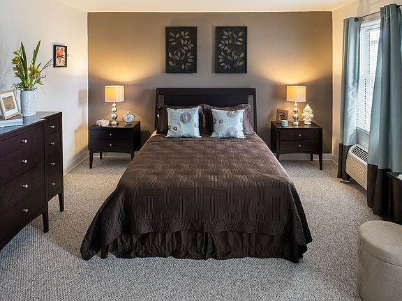 5th image of 390 Blue Ledge Dr #103770