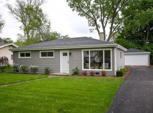 355 N 2nd Ave, Villa Park, IL 60181