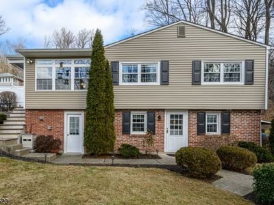58 Lakeside Dr N, Belvidere, NJ, 07823