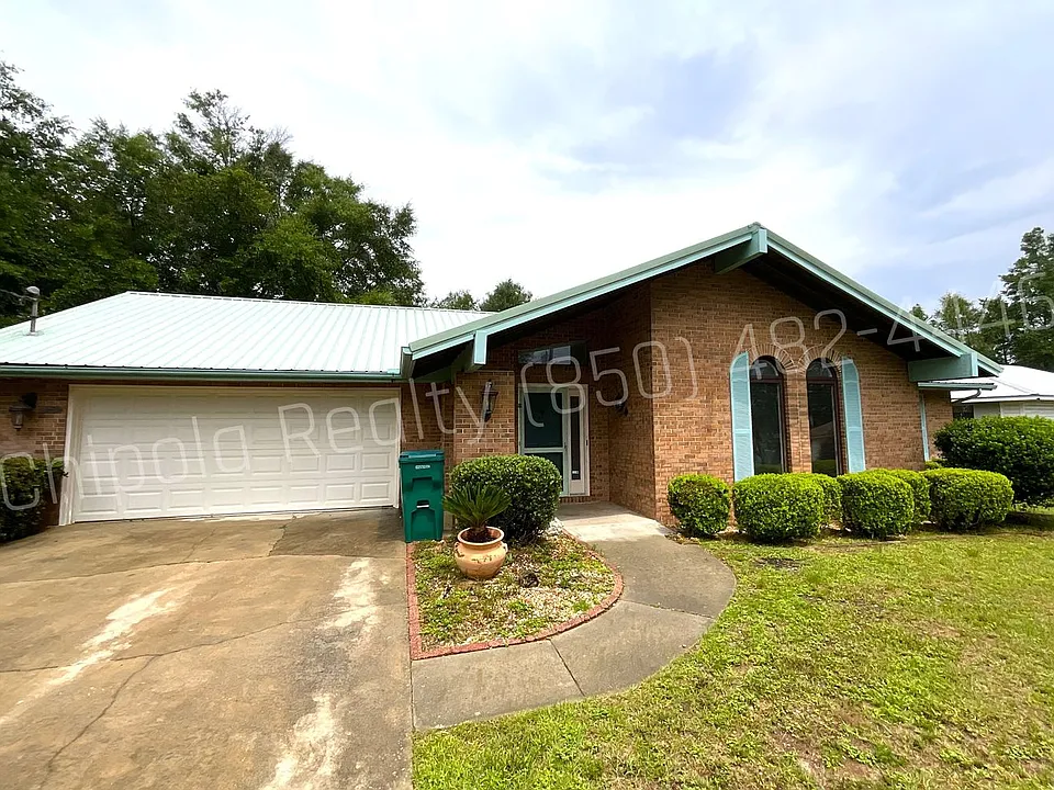 4050 Linwood Dr
