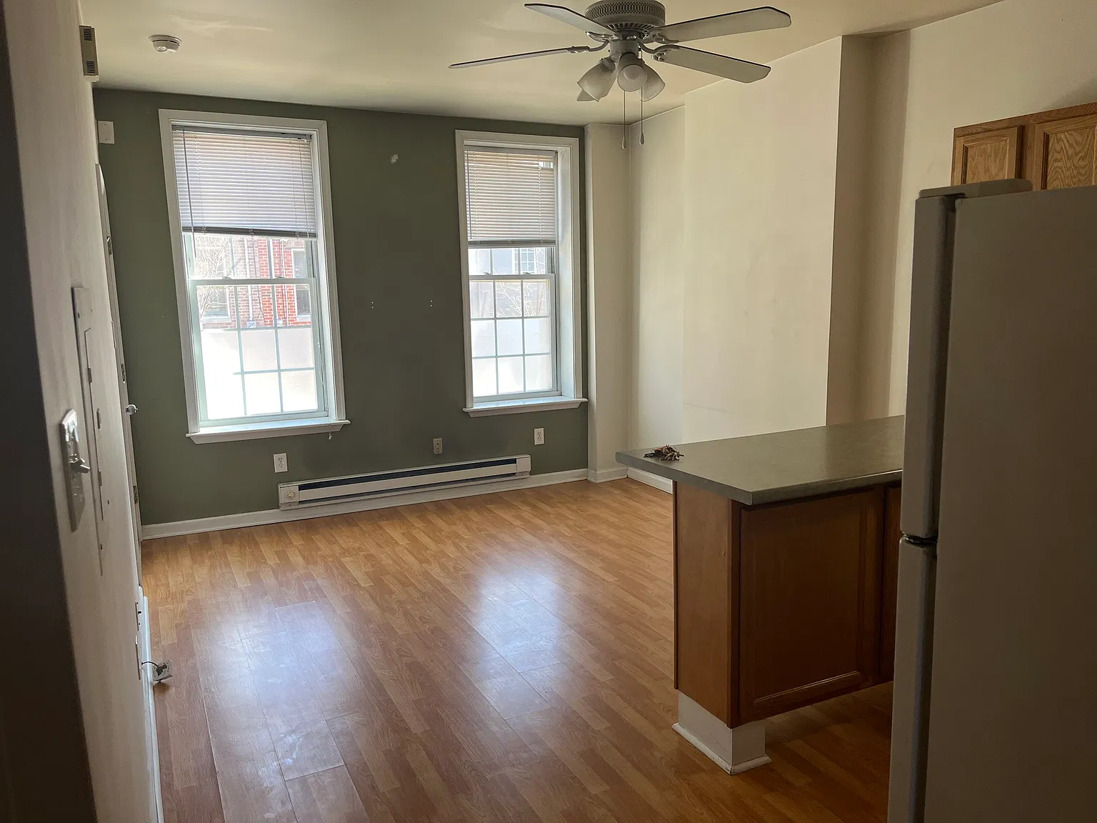 1 bed, 700 sqft, $1,400 — Photo 2