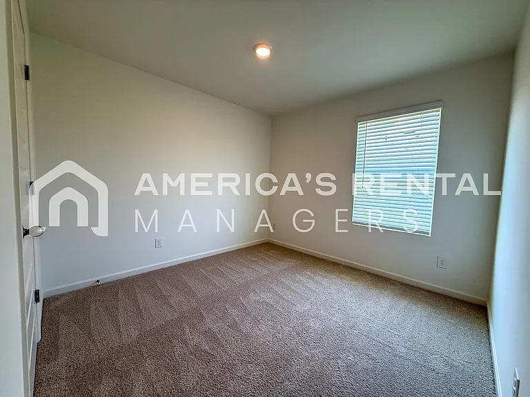 14320 Firefly Ln — Photo 8