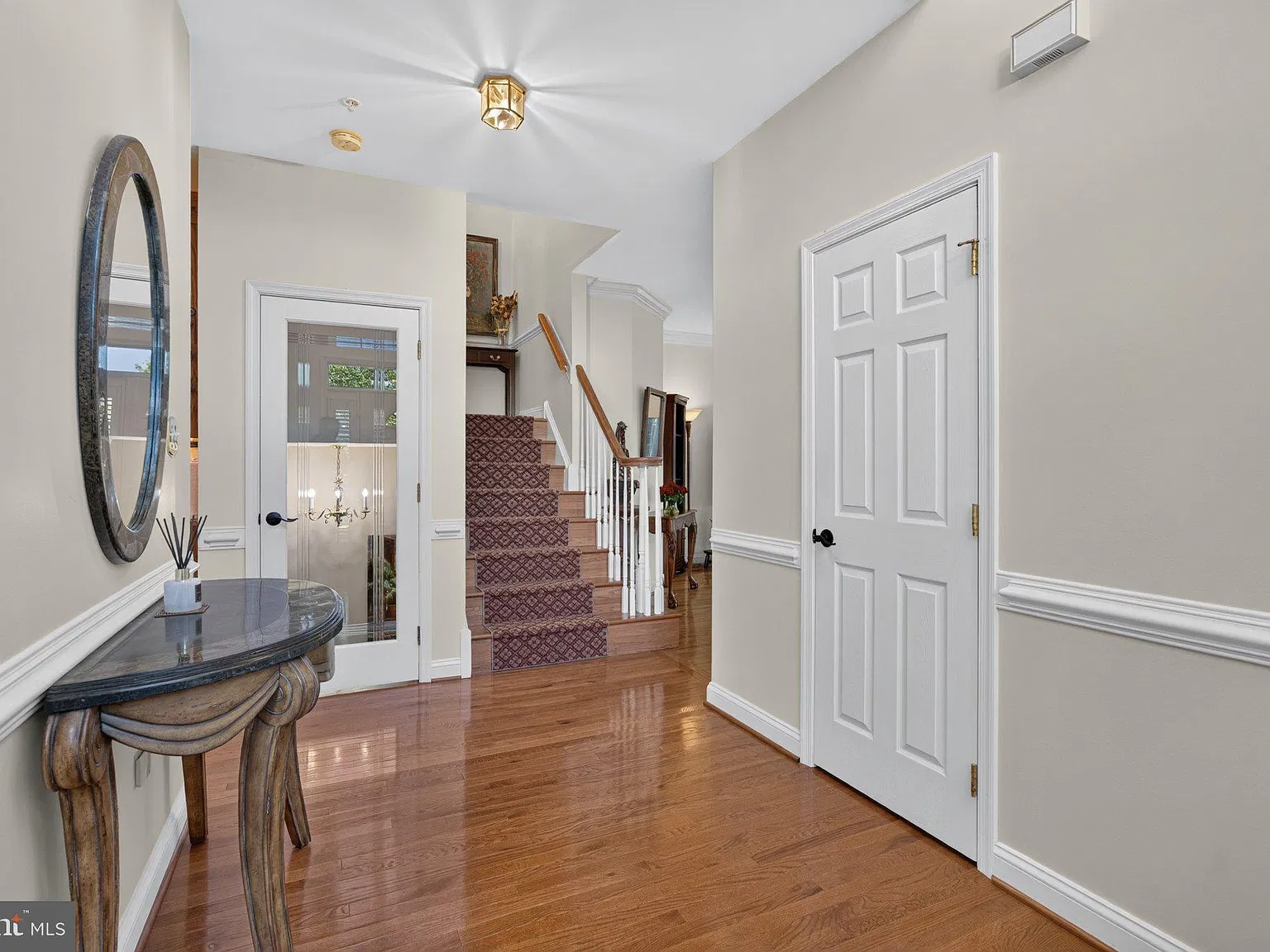 4 bed, 3.5 bath, 3794 sqft, $3,300 — Photo 3