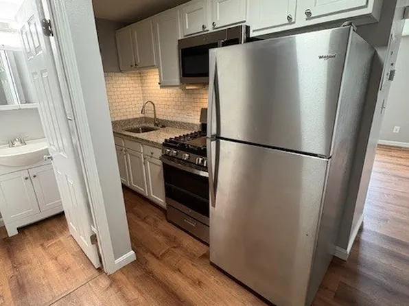 5A Allen St #4, Clinton, MA 01510