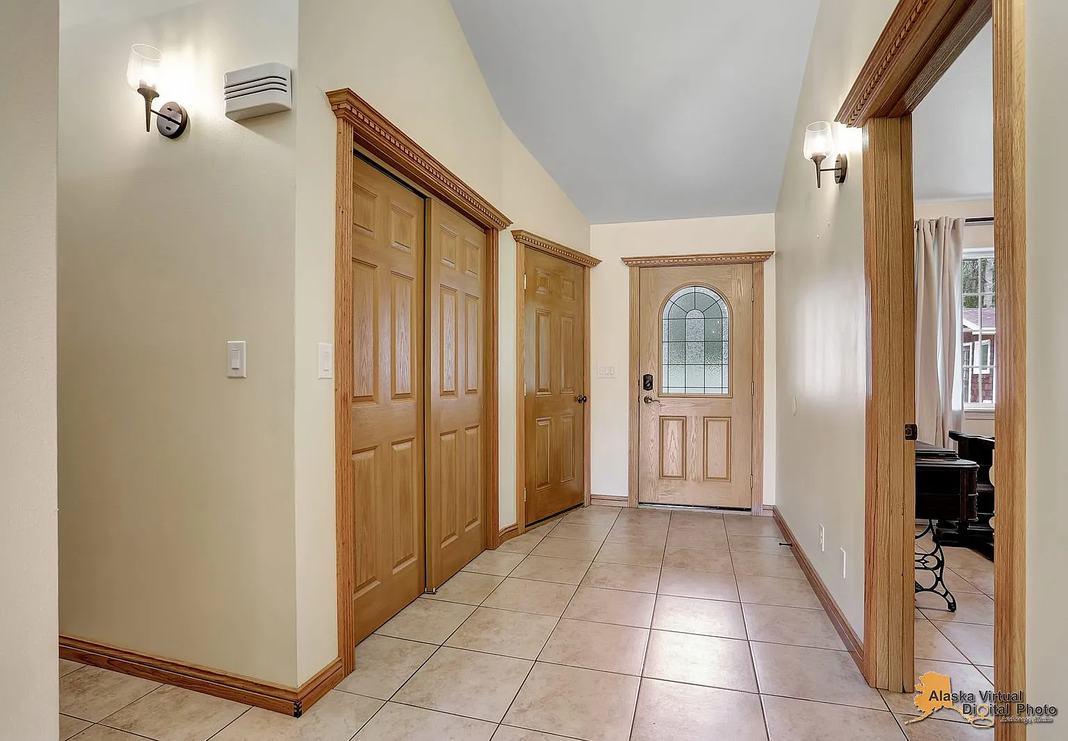 3 bed, 1734 sqft, $2,950 — Photo 4