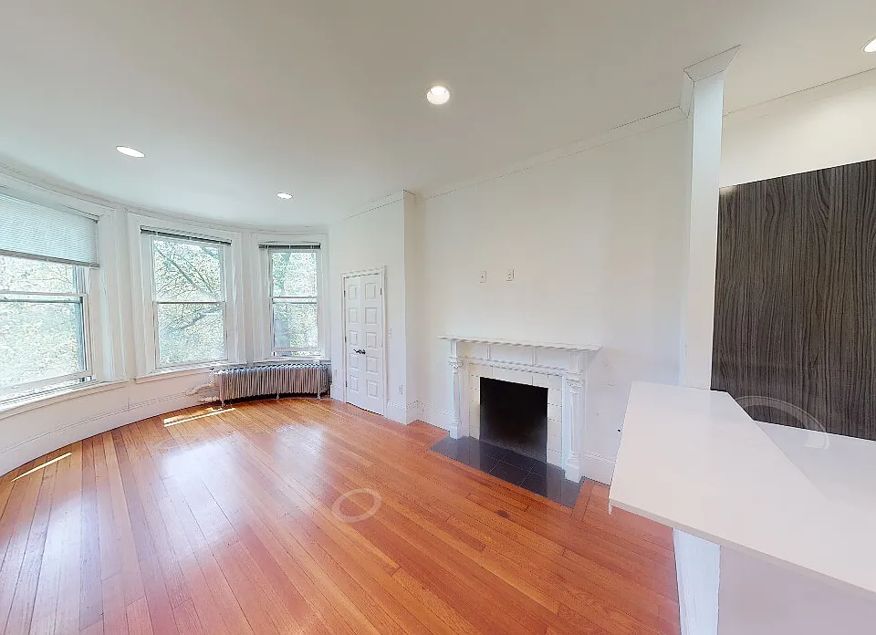383 Commonwealth Ave #2