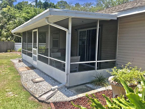 3rd image of 810 Ashley Cir