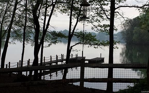 2nd image of 164 Lakeshore Dr