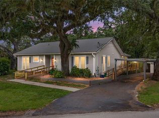 975 Caloosa Estates Dr, Labelle, FL 33935
