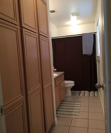 5th image of 1234 Clay Ln
