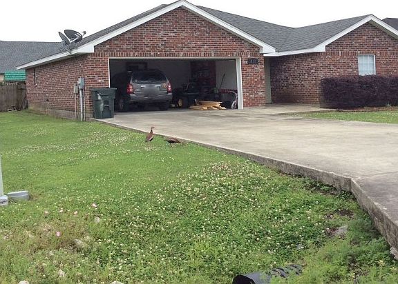 3rd image of 112 Sharlene St