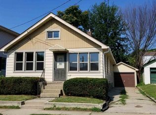 131 Pershing Pl, East Peoria, IL 61611