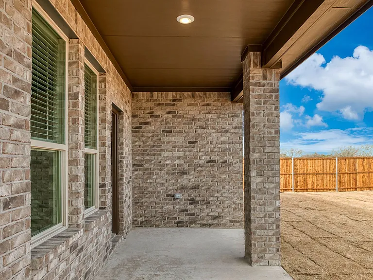 229 Tate Ln — Photo 29