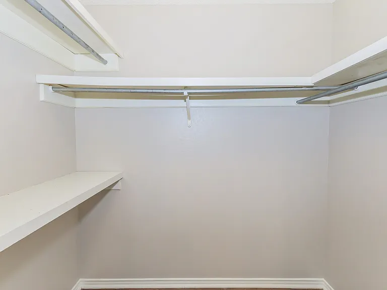 walk in closet