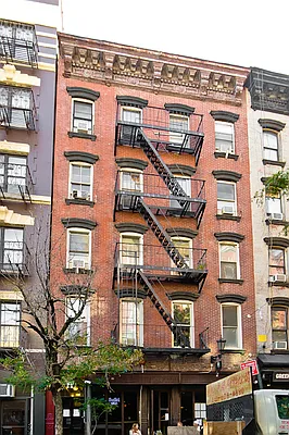 Rented by REAL New York | media 3