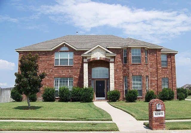 1st image of 4703 Fitzgerald Dr