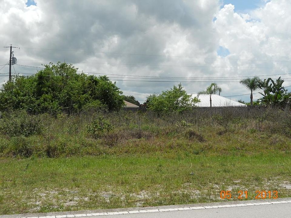 1st image of 2116 SW Cameo Blvd