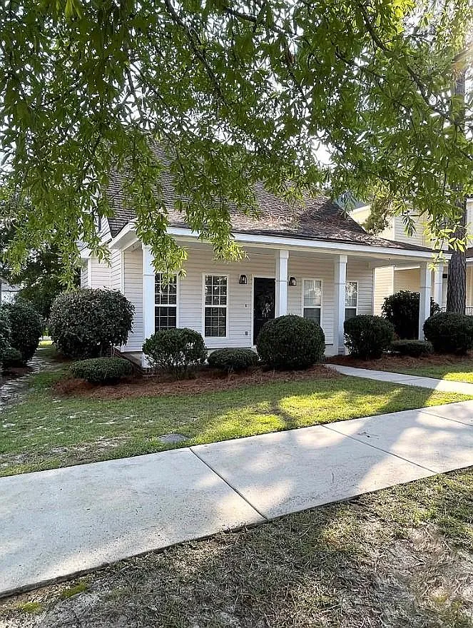 Building Photo - 313 Castleburg Ln