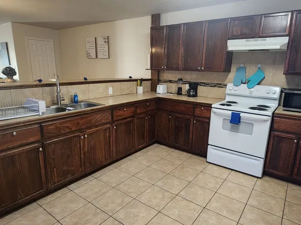 402 S 34th St, 402 S 34th St #B2, Edinburg, TX 78542