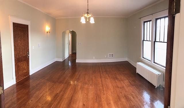 Living/Dining Room 1