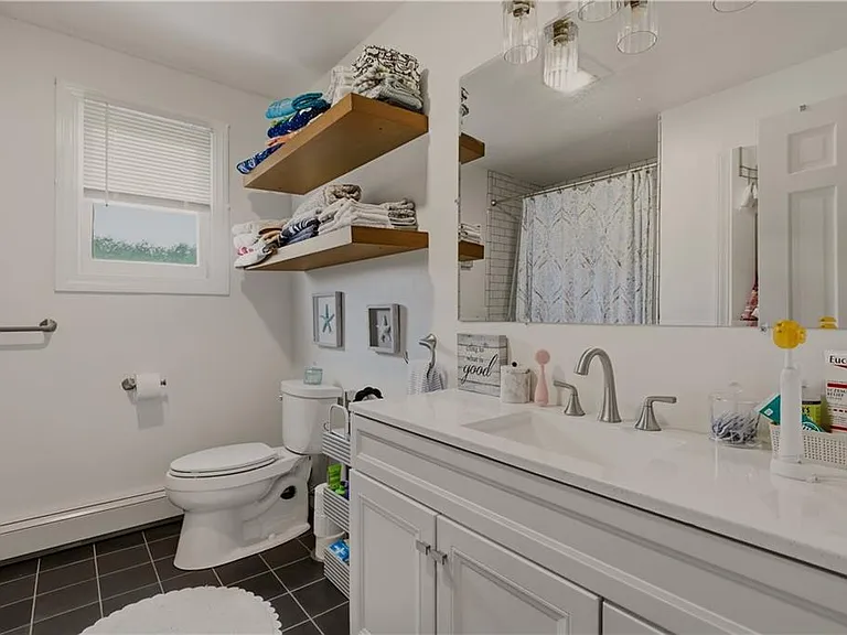223 Oliphant Ln #A — Photo 26