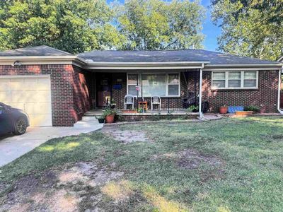 930 Lexington Rd, Wichita, KS, 67218