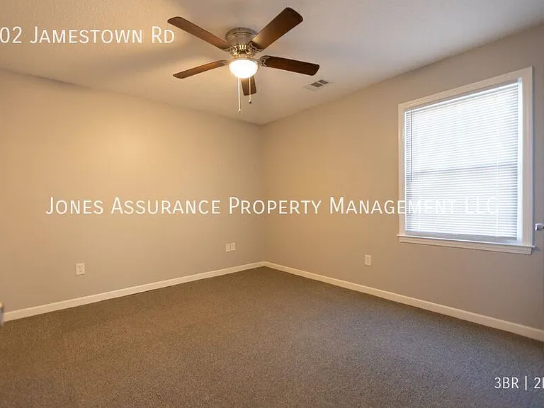 402 Jamestown Rd — Photo 4