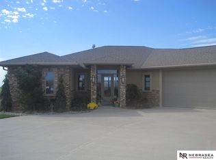 1207 E 3rd St, Oakland, NE 68045