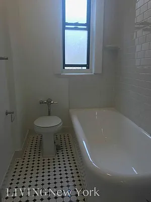 Rented by Living New York | media 12