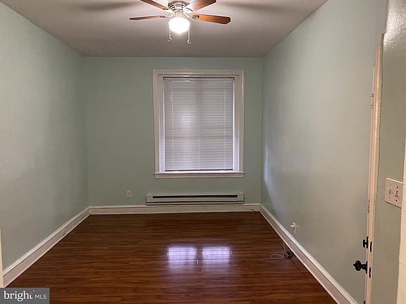 3rd image of 1221 S 52nd St