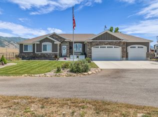 1644 E Arrowhead Ln, Erda, UT 84074