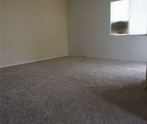 5th image of 2110 Los Feliz St Unit 2056