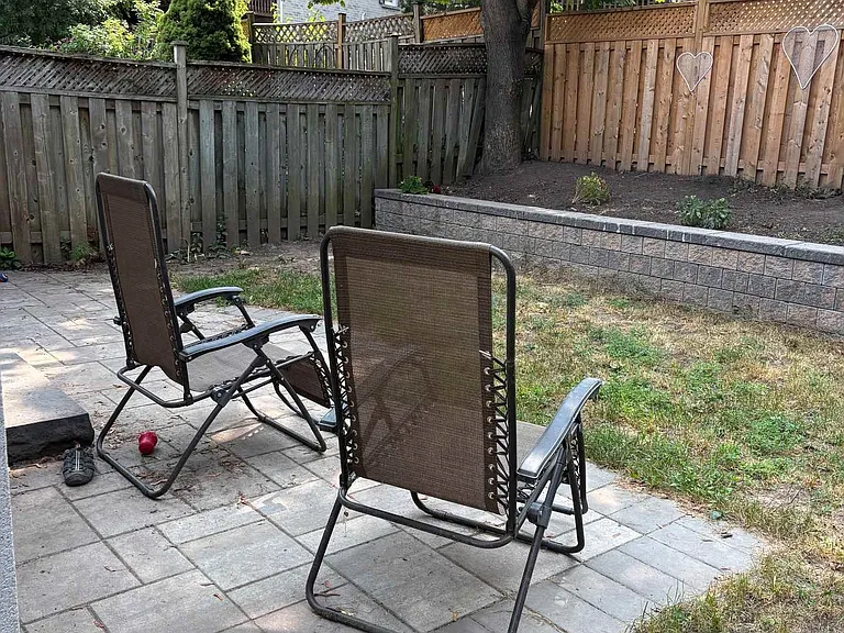 6 Joanna Cres — Photo 25