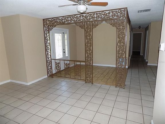 3rd image of 37135 Horseshoe Dr