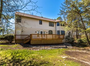 12 Foxboro Ct, Voorhees, NJ 08043