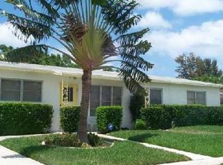 1520 S 24th Ct, Riviera Beach, FL 33404